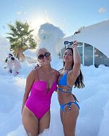 BLACK AMBER BOUTIQUE HOTEL