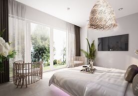 BLACK AMBER BOUTIQUE HOTEL