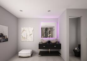 BLACK AMBER BOUTIQUE HOTEL