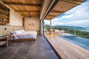 LALOON Luxury Suites - Adults Only