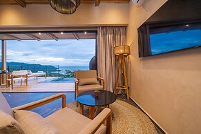 LALOON Luxury Suites - Adults Only