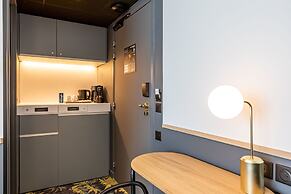 Best Western M-Treize Paris Asnieres