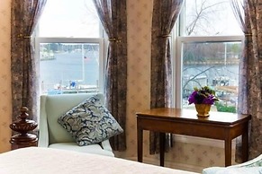 Solomons Victorian Inn