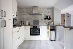 Cosy, Tranquil, Fully Equipped & Beautiful Garden