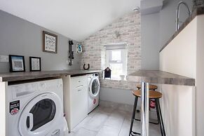 Cosy, Tranquil, Fully Equipped & Beautiful Garden