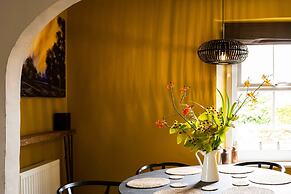 Cosy, Tranquil, Fully Equipped & Beautiful Garden