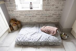 Cosy, Tranquil, Fully Equipped & Beautiful Garden