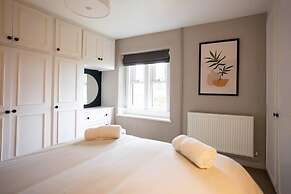 Cosy, Tranquil, Fully Equipped & Beautiful Garden