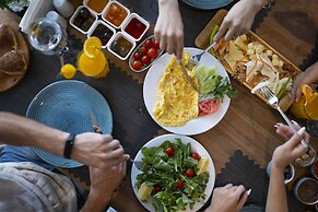 Antalya City +12 Adult Only