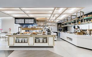 The Langham, Gold Coast and Jewel Residences