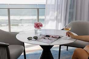 The Langham, Gold Coast and Jewel Residences