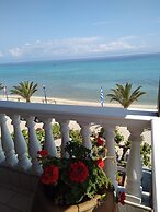 POLYCHRONO BEACH HOTEL