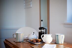 Croft 7 Geary Self Catering Studio