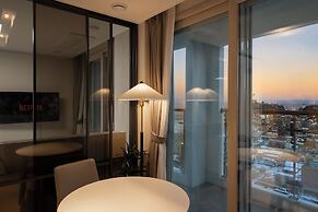 Urbanstay Sokcho Deungdae Beach