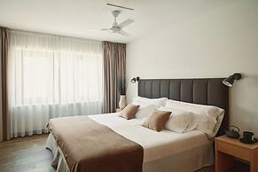 Hotel MET Pamplona
