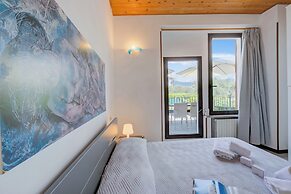 Al Peveri - Private Parking & Near Lake