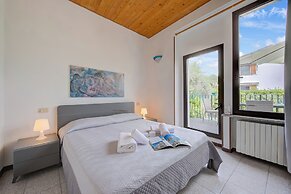 Al Peveri - Private Parking & Near Lake