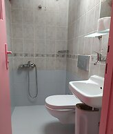 Dionysos Otel & Restoran & Ada Kahvaltı