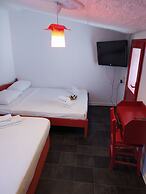 Dionysos Otel & Restoran & Ada Kahvaltı