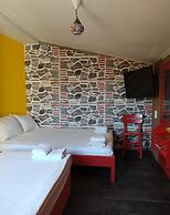 Dionysos Otel & Restoran & Ada Kahvaltı