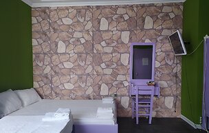 Dionysos Otel & Restoran & Ada Kahvaltı