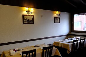DÜNYA OTEL ADANA