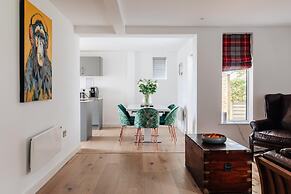 CH Apt 2 2bed in Bath