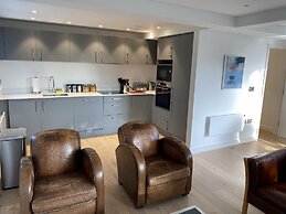 CH Apt 7 2bed in Bath