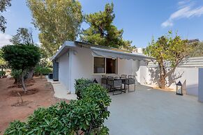 Seaside Nestie by BluPine