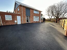 Highfield Coach House