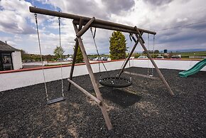 Lochlands 2BR Family Caravan - Pets - Play Park