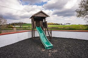 Lochlands 2BR Family Caravan - Pets - Play Park