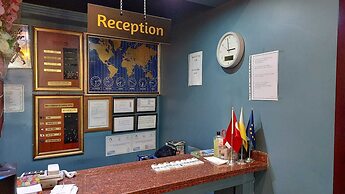 Paris Hotel Cafe Restaurant