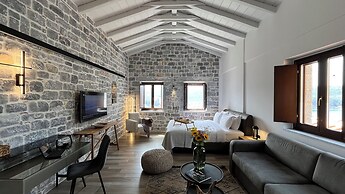 Manifest Boutique Hotel