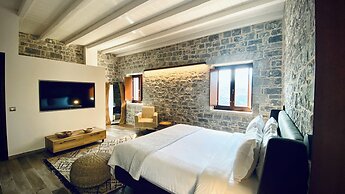 Manifest Boutique Hotel