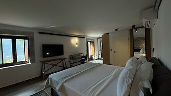 Manifest Boutique Hotel