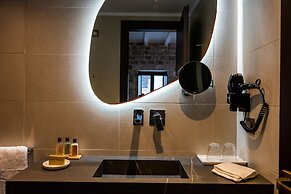 Manifest Boutique Hotel