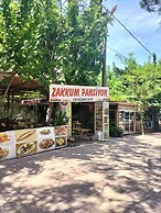 Zakkum Pansiyon