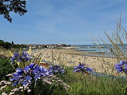 Le Morne- 5 Bed Luxury Coastal Retreat