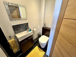 Le Morne- 5 Bed Luxury Coastal Retreat