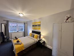 Le Morne- 5 Bed Luxury Coastal Retreat