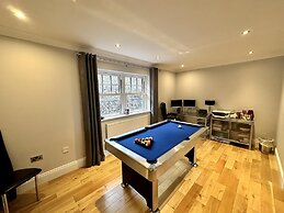 Le Morne- 5 Bed Luxury Coastal Retreat