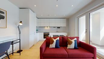 Superior 1 - bed Apartment in Wembley