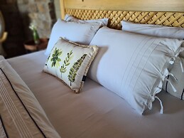 Amber Suites Akyaka +6