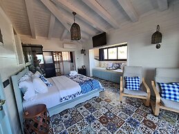 Amber Suites Akyaka +6