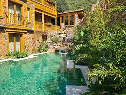 Amber Suites Akyaka +6