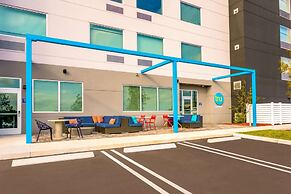 Tru by Hilton Port St. Lucie Tradition