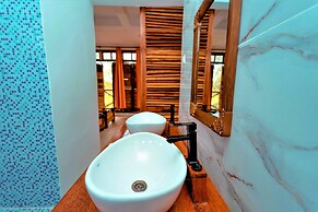 Asante Sana Beachfront Hotel