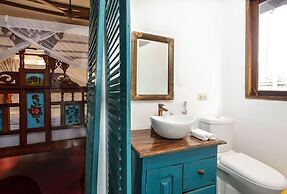 Asante Sana Beachfront Hotel