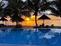 Asante Sana Beachfront Hotel